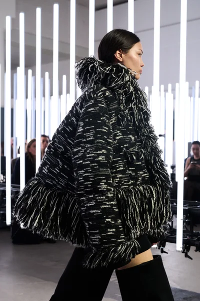 Look 44